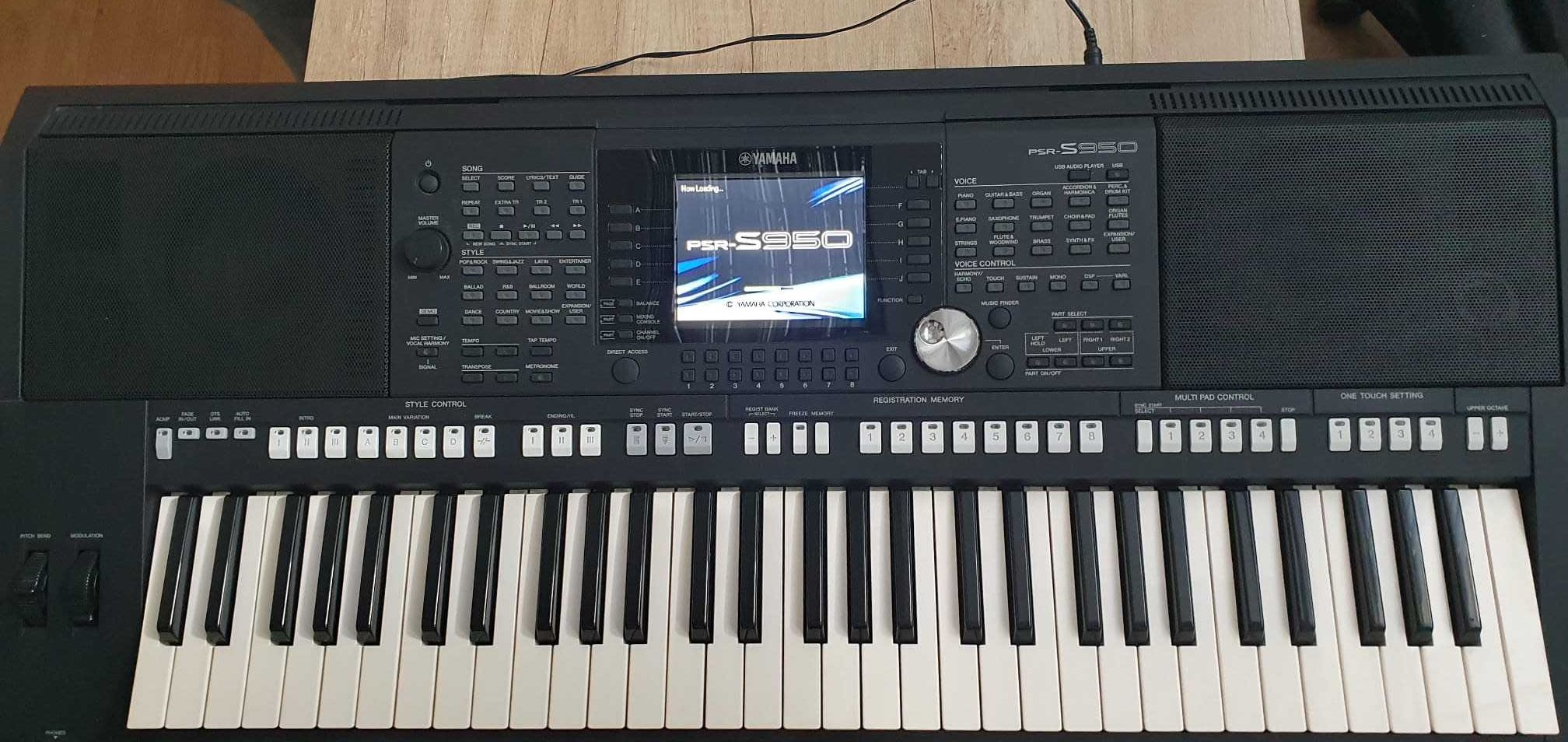 orga YAMAHA PSR S950