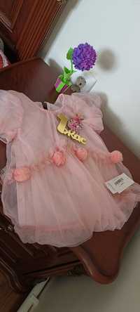 Детское платье новое нарядное