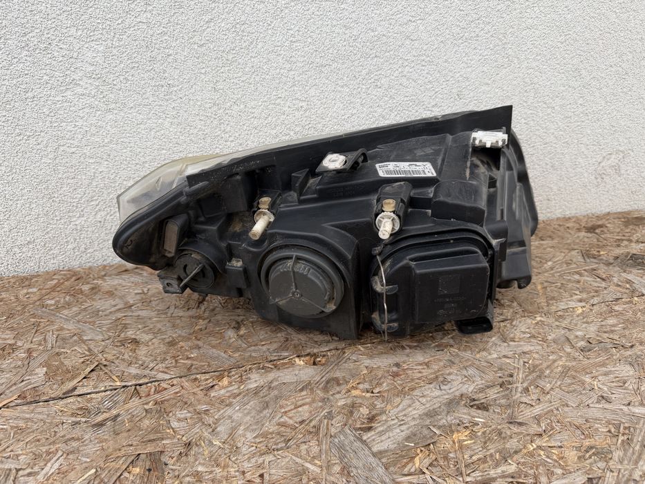 Far stanga BMW X1 E84 Halogen Original Europa