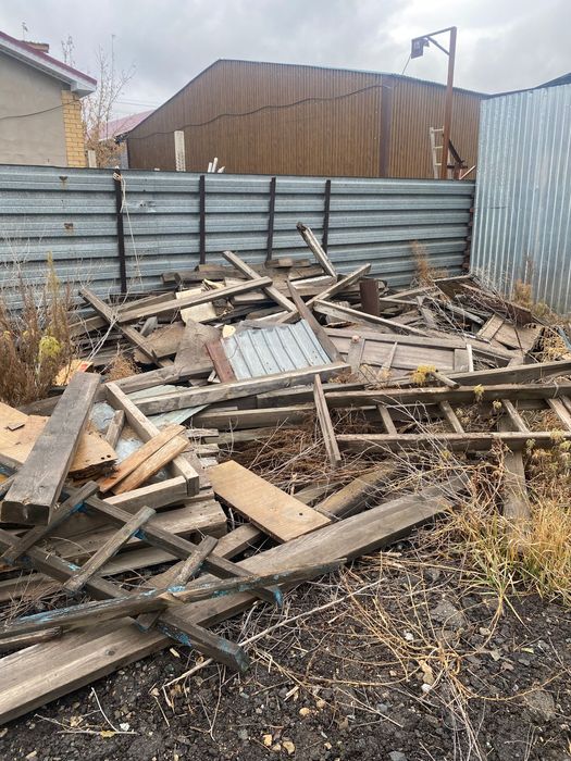 Дрова, доски брусья на дрова