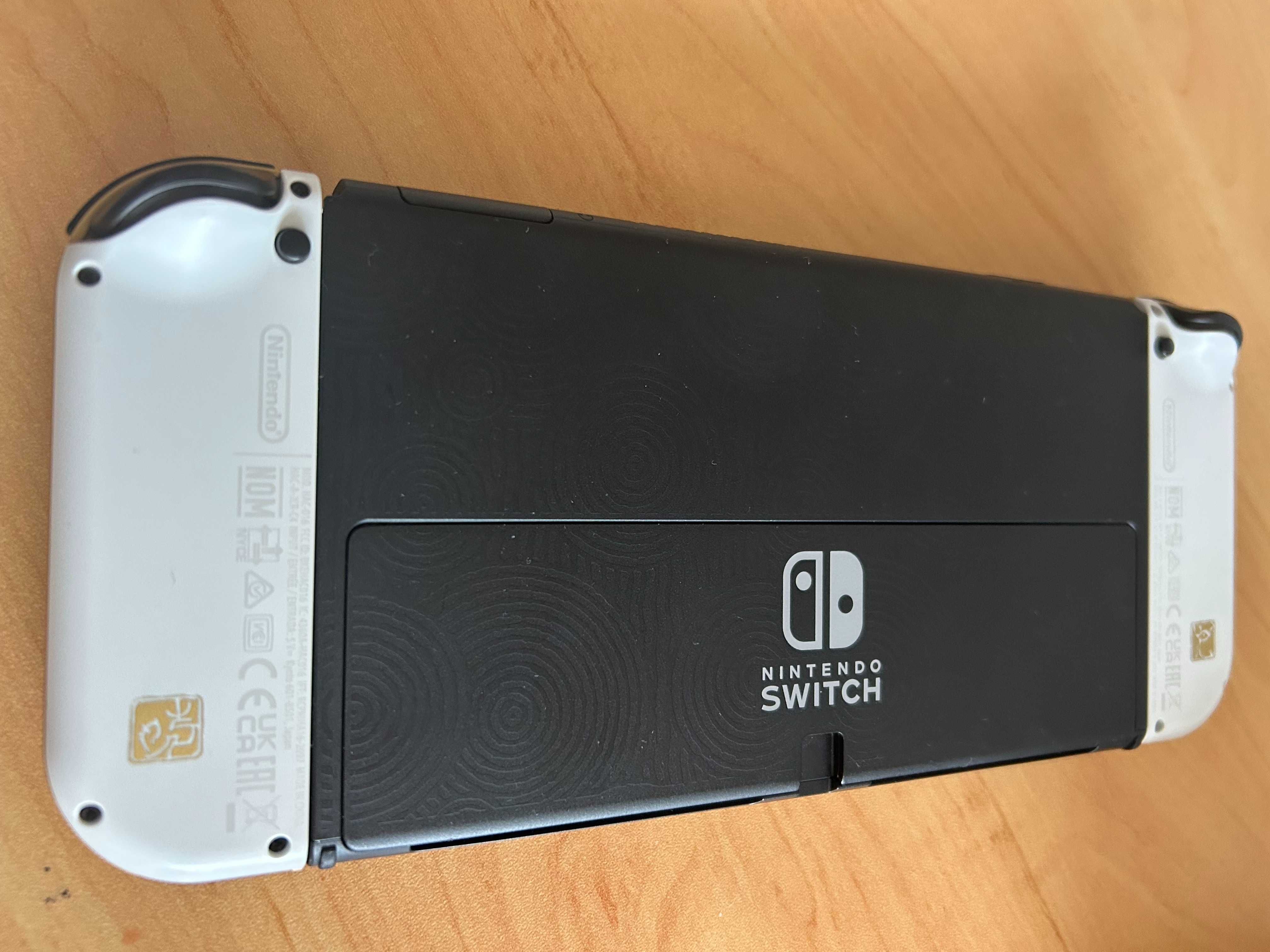 Nintendo Switch OLED Zelda Edition
