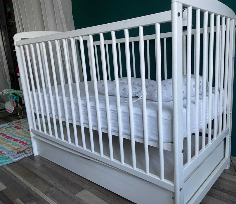 Pătuț “Ola” lemn bebe NOU + cadou saltea din cocos + cadou așternut