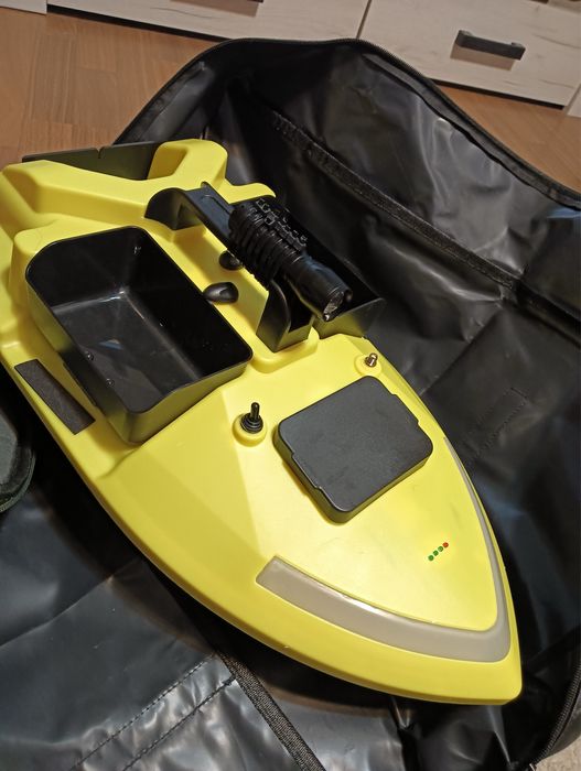 Barcuta cu gps 500M 3 cuve navomodel pentru plantat