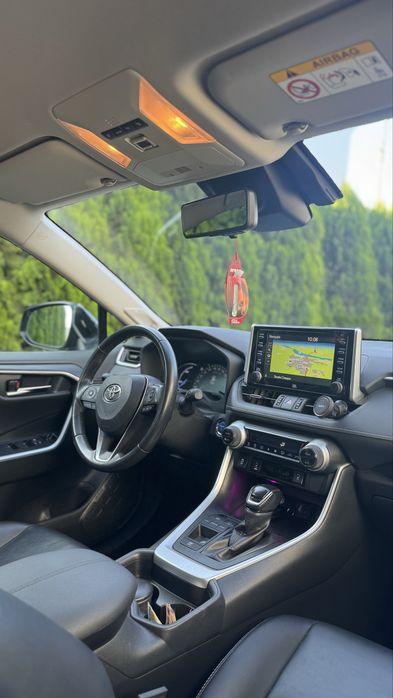 Toyota RAV 4 hibrid 2020