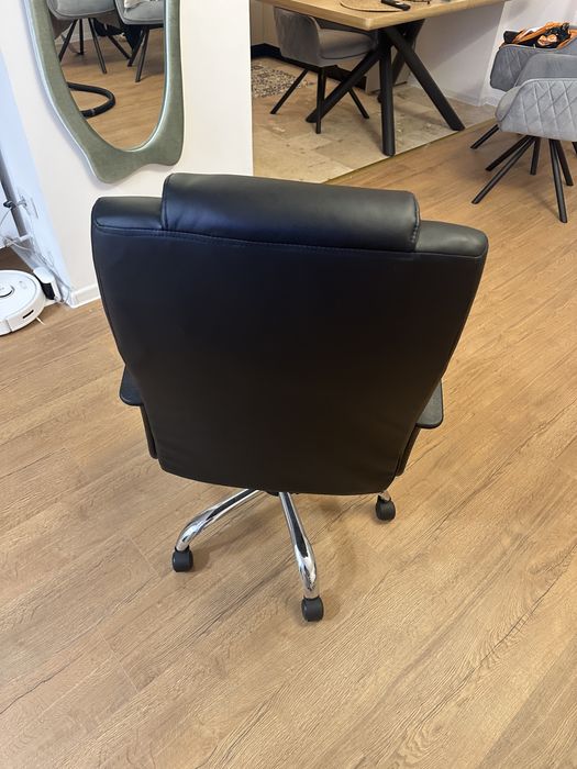 Scaun de birou ca nou
