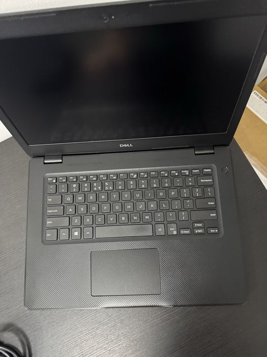 Laptop Dell Vostro 3490