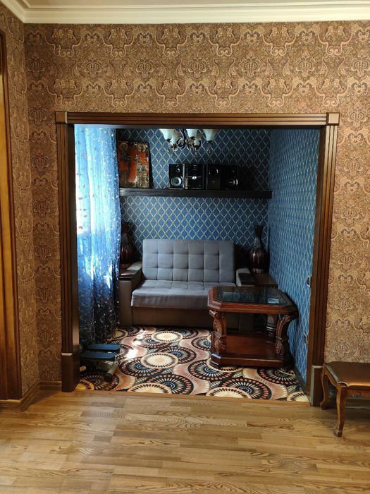 Срочно! Максим Горький, метро Буюк Ипак Йули, 4 комнатная