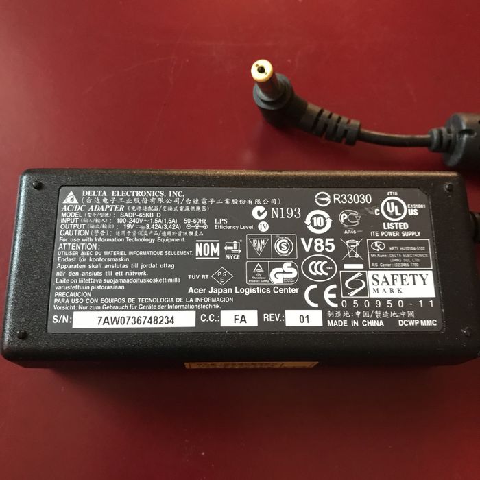 Incarcatoare laptop