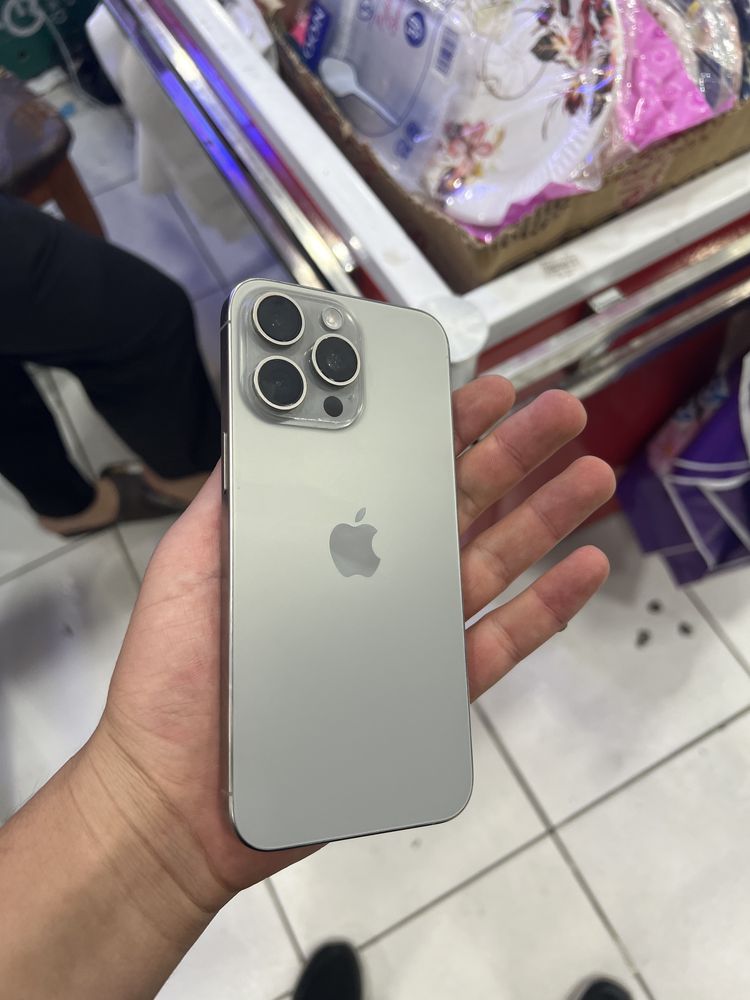 Iphone 15 pro max kafolati bn.