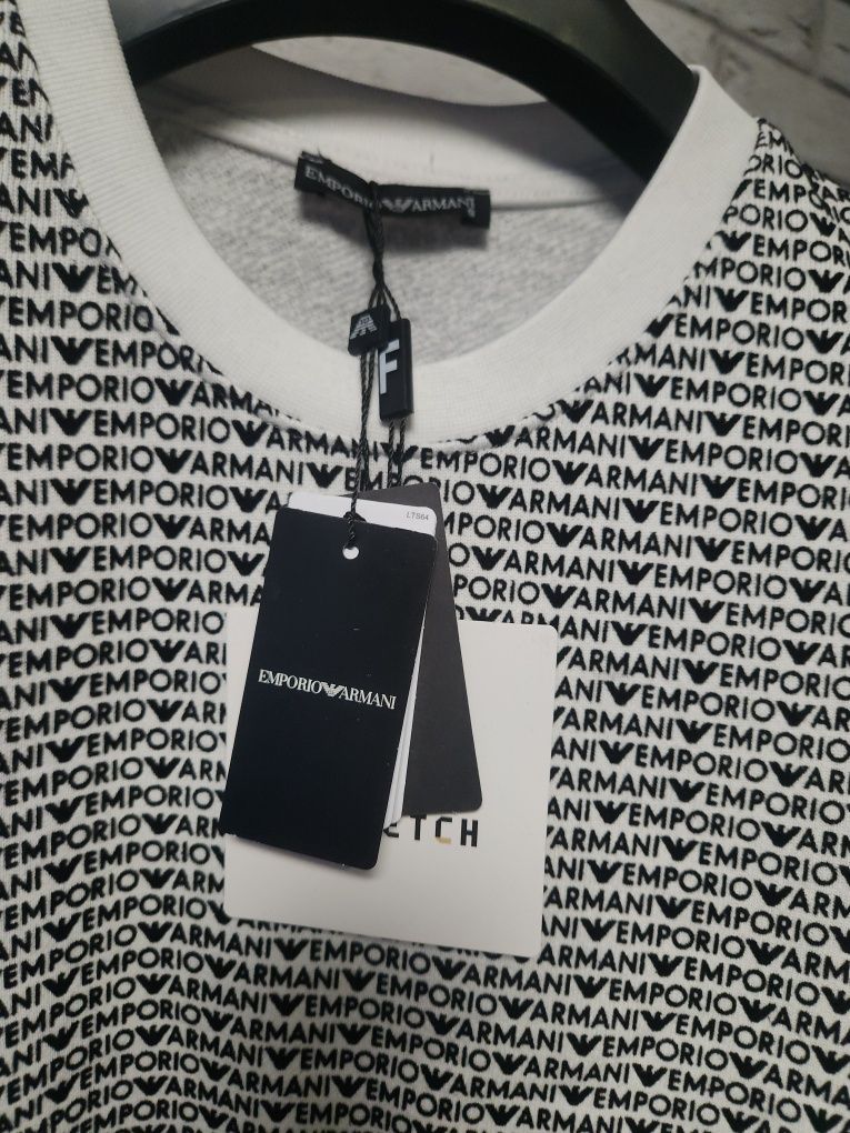 Emporio Armani блуза БЯЛА