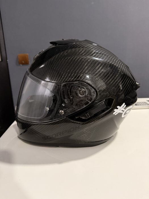 Casca scorpion exo 1400 air carbon