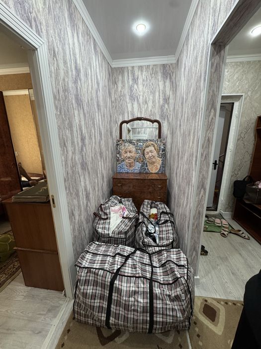 Продам 3 комн.кв - 8 мкр