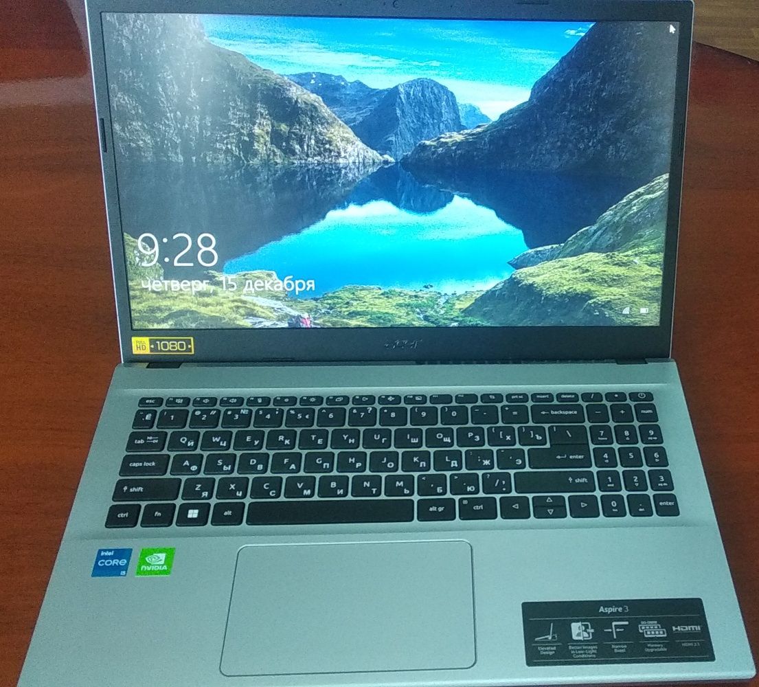 Noutbuk Acer Core-i5 12 gen yangi karobka dokument