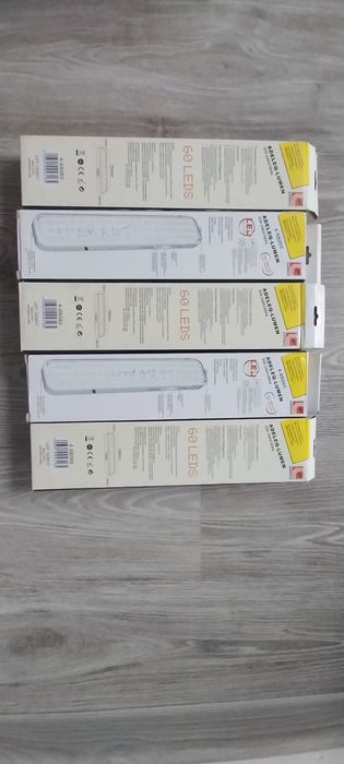 Lampa emergenta pentru perete 60 LED