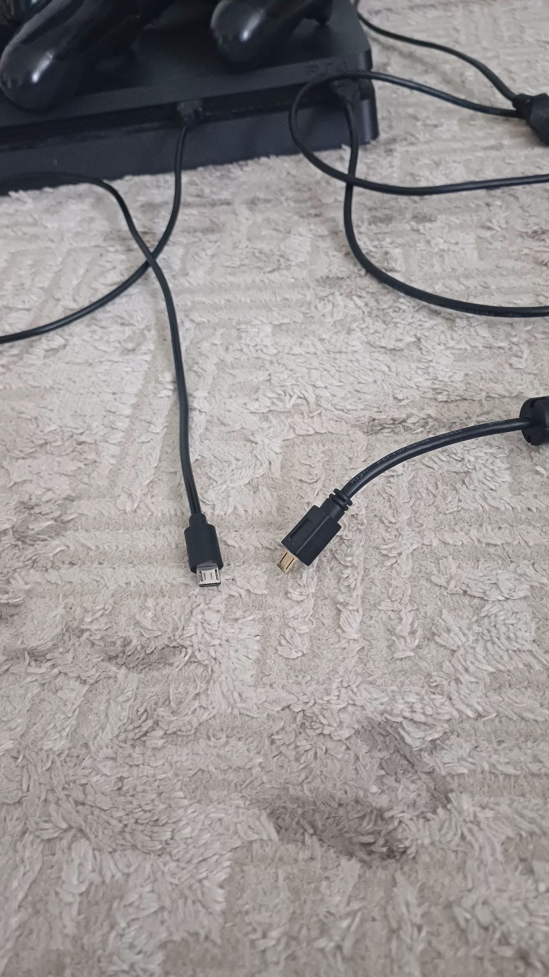 Продам пс 4 на 1 тб