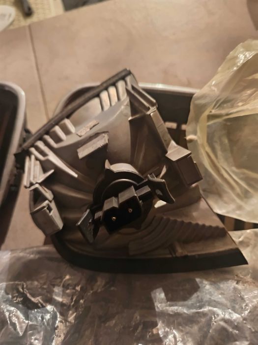 Бмв е 36,бъбреци и мигачи