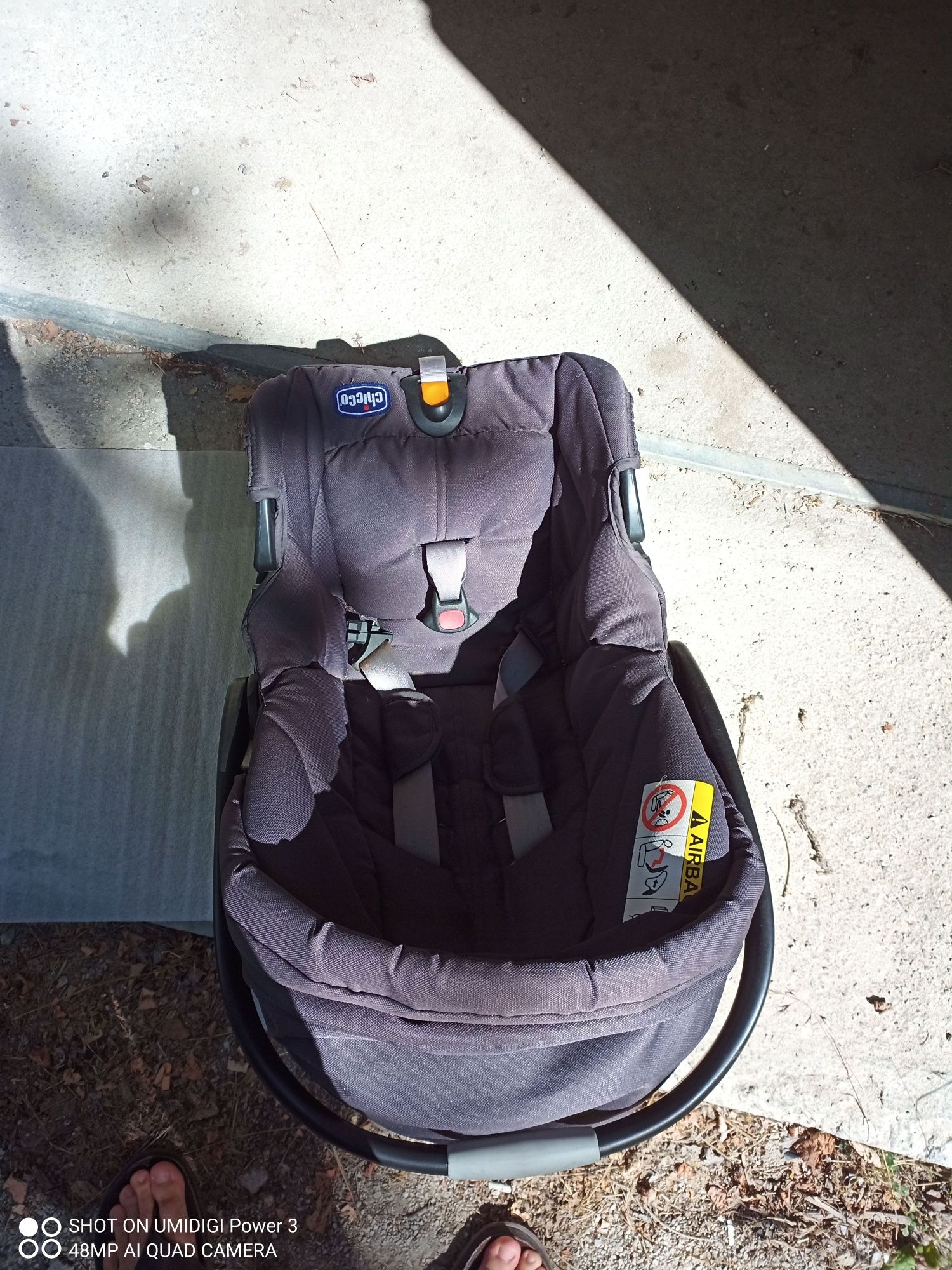 Бебешка седалка за кола Чико