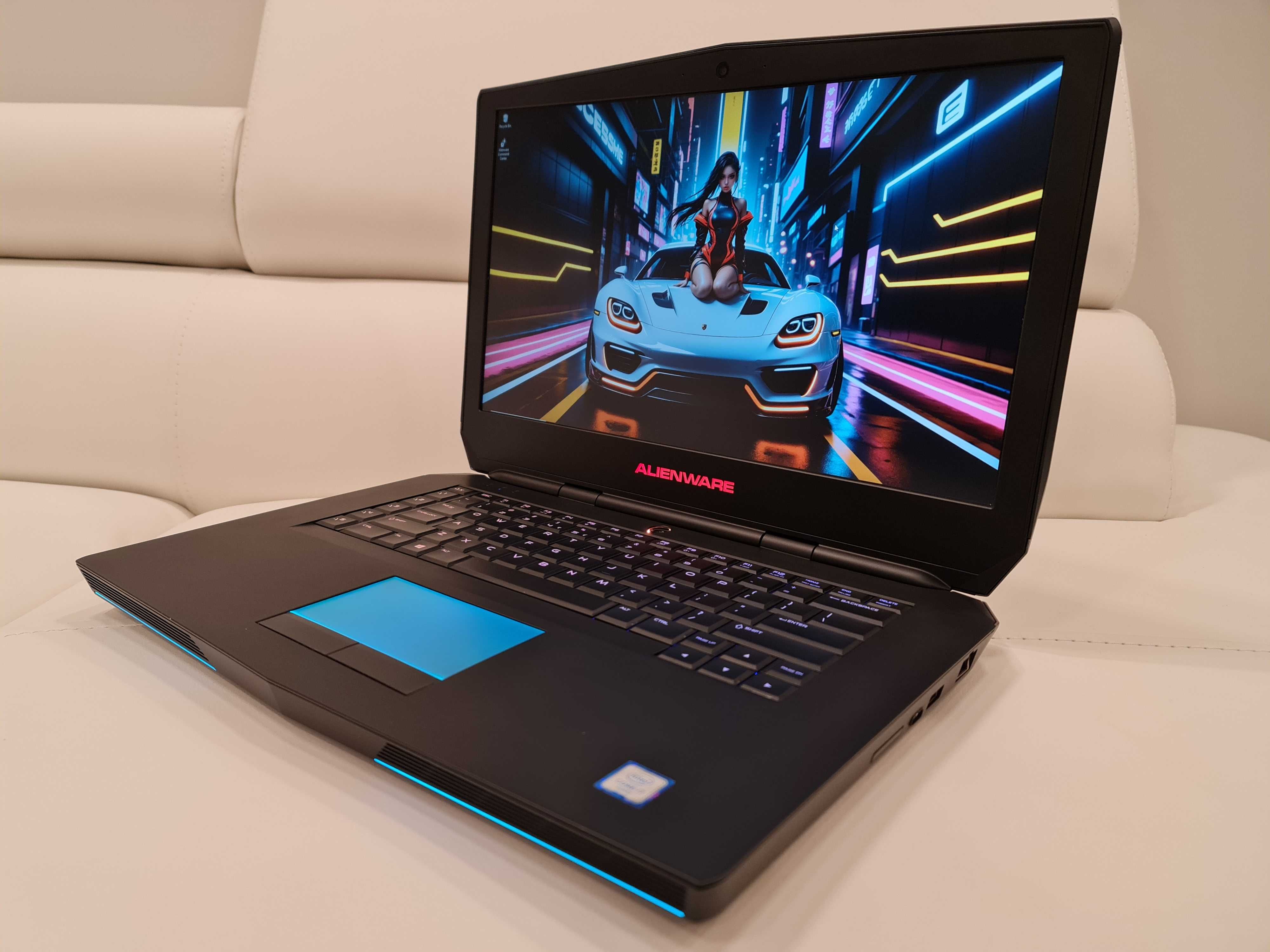 Laptop gaming nou ALIENWARE 16", intel core i7- ,video 6 gb nvidia GTX