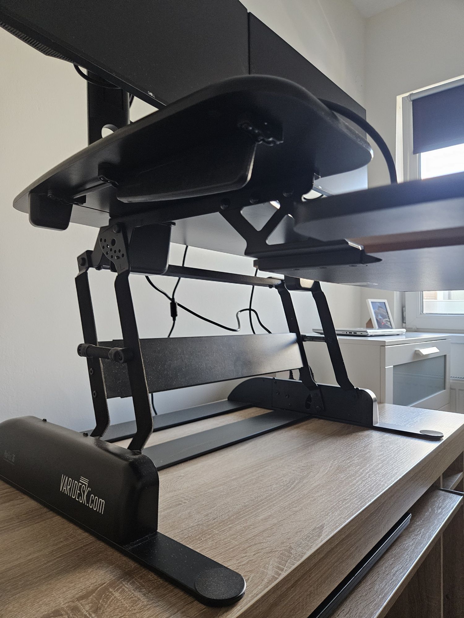 Masa birou ajustabila, VARIDESK