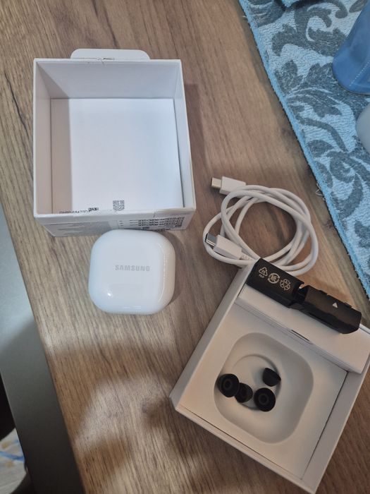 Căsti Galaxy buds FE