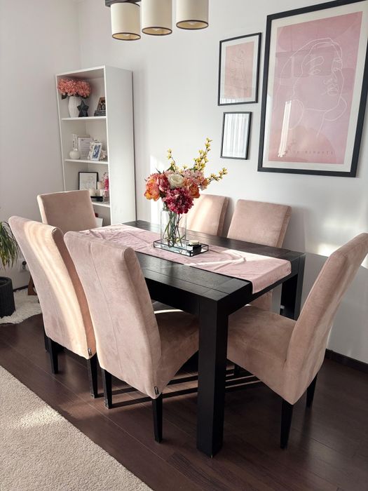 Set masă extensibilă si scaune living