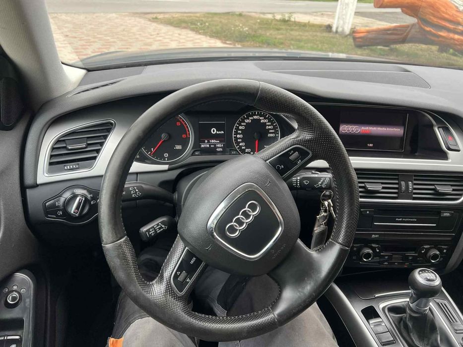 Audi a4b8 2011 4500e