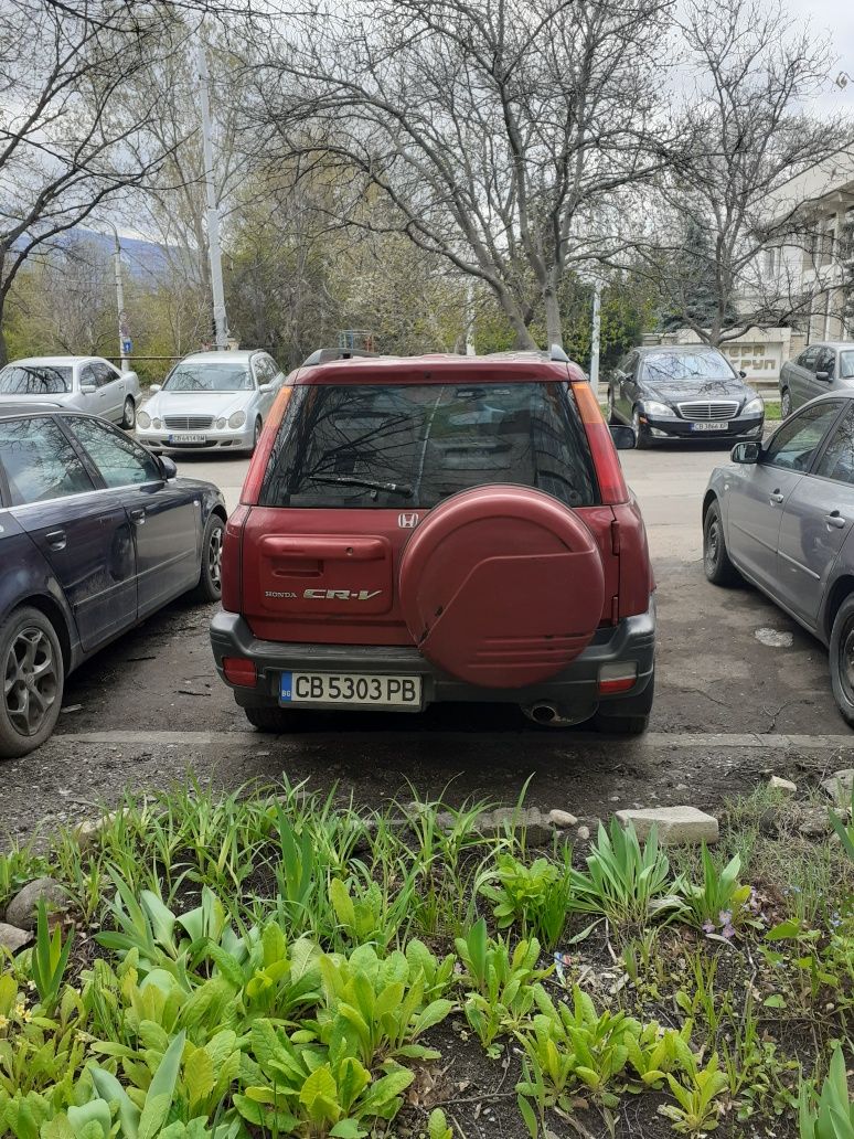 Продавам HondaCRV много пазена