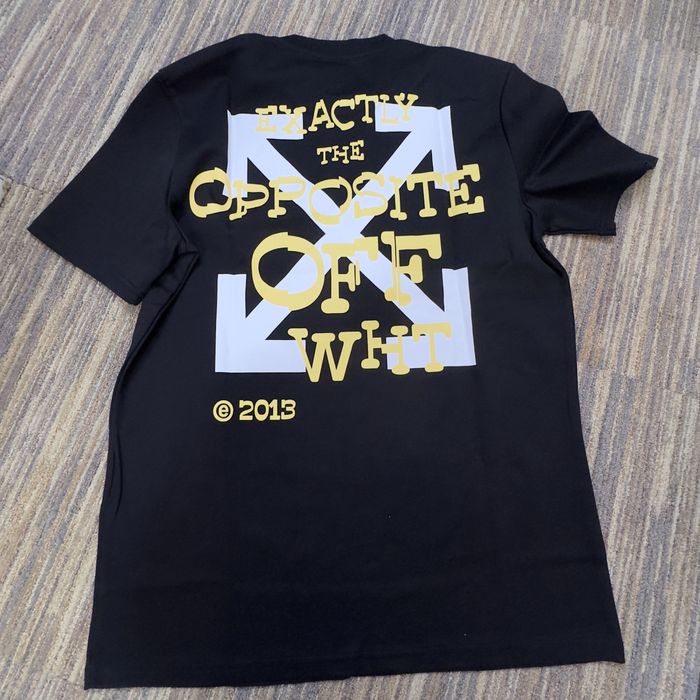 Compleu off white tricou si pantaloni scurti