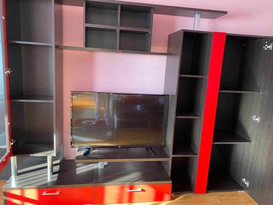 Mobila sufragerie rosie cu negru