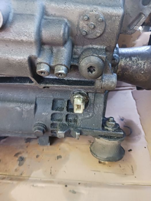 Cutie manuala bmw e84 x1 2.0d  143 cai start stop e87e90e91