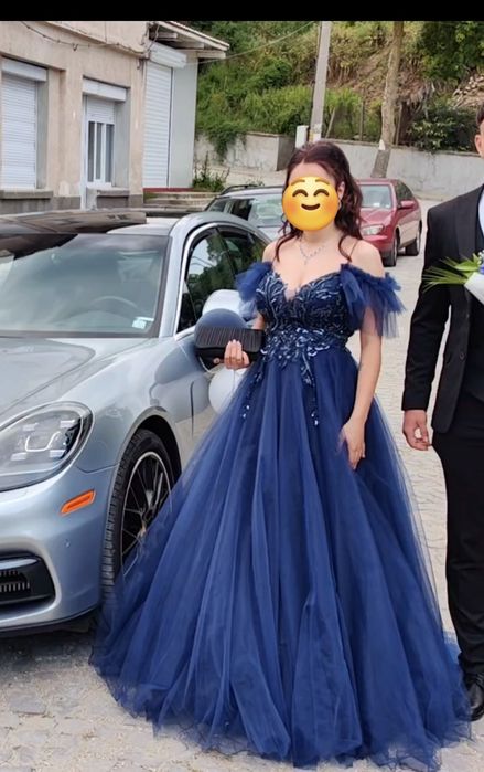 Прекрасна бална рокля