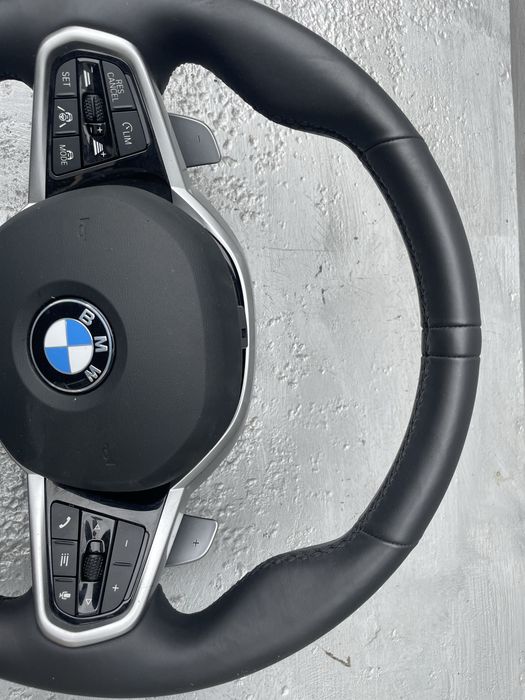 Волан БМВ Г20/ Г21 и др (volan bmw g20/ g21)