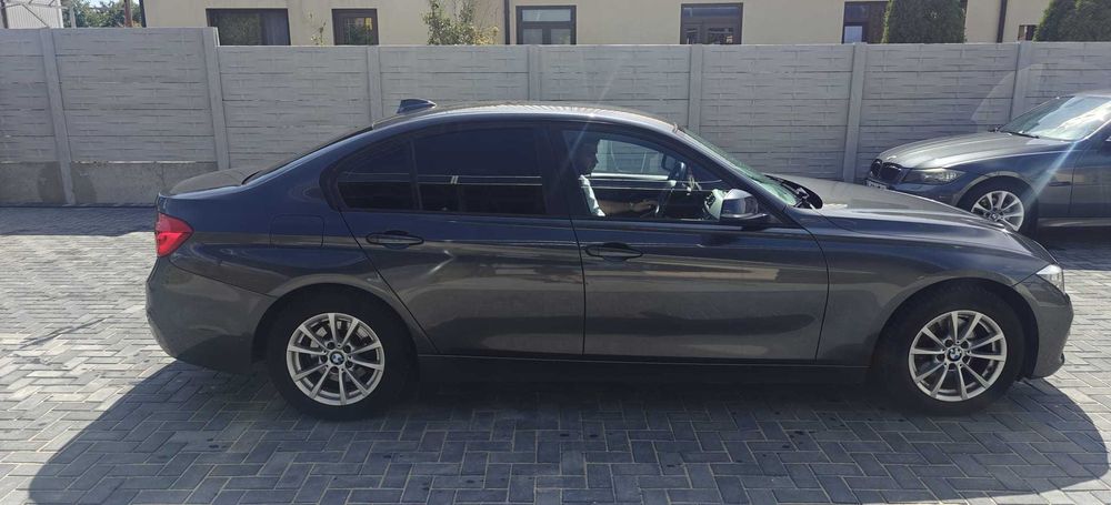 BMW F30 2016 2.0
