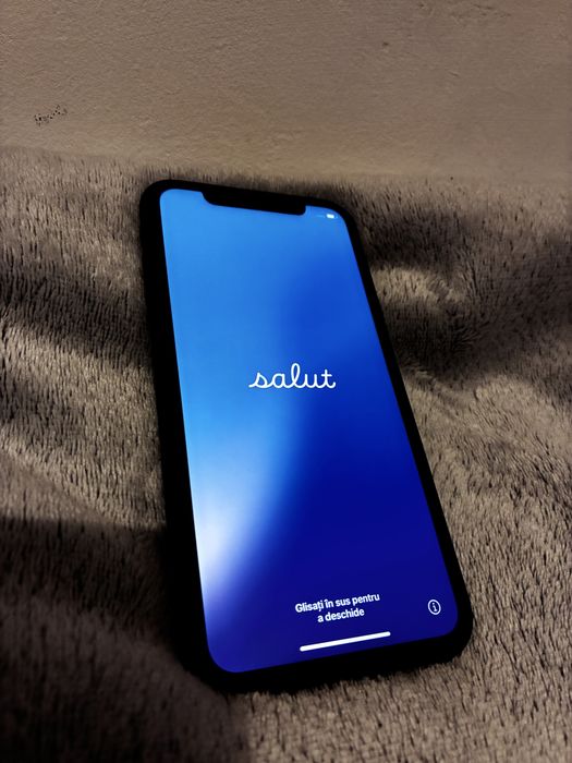 iPhone 11  64 GB
