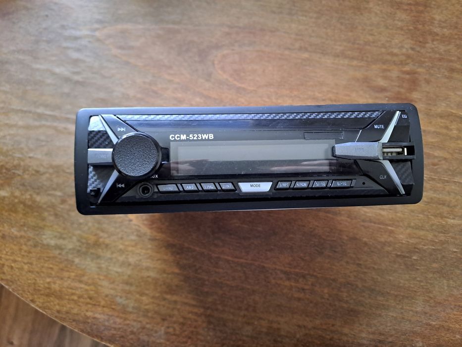 Радио за кола crown