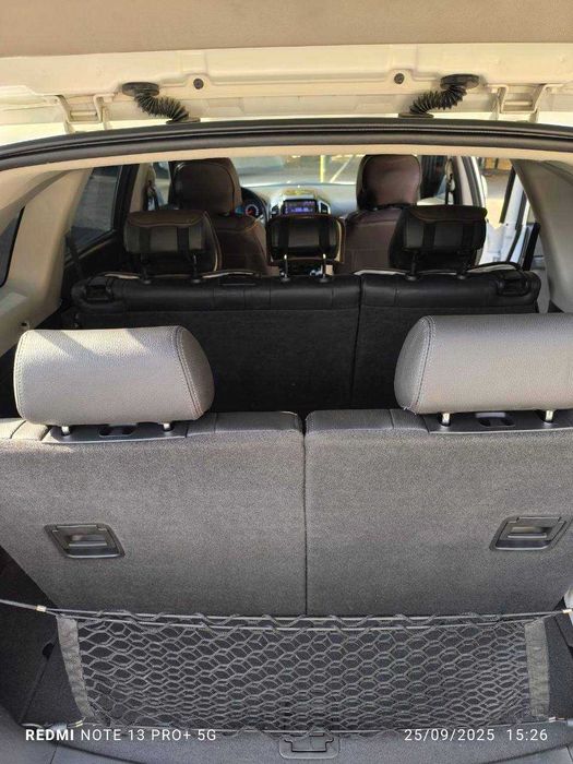 Chevrolet Captiva 3/4 — белый жемчуг