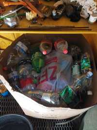 Бутылки пластиковые