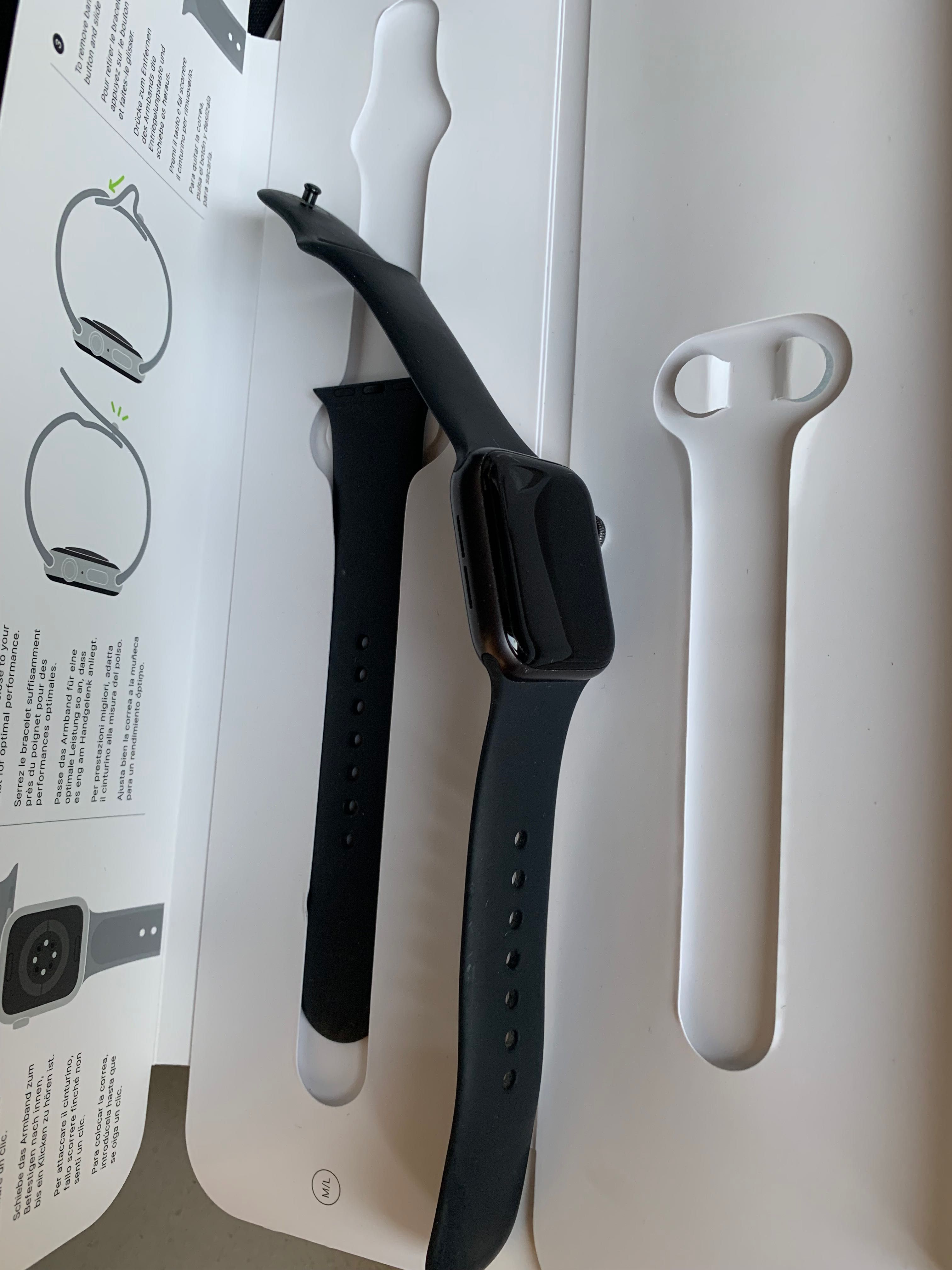 Часы Apple Watch se