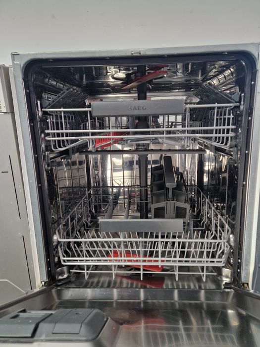 Съдомиялна за вграждане Aeg 13 комплекта