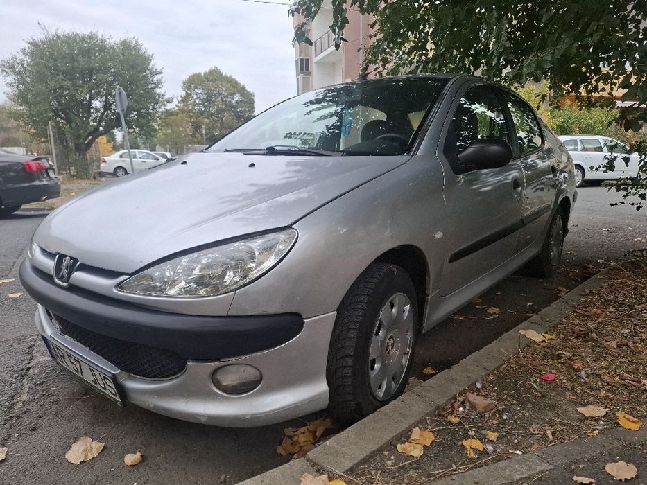Vând Peugeot 206