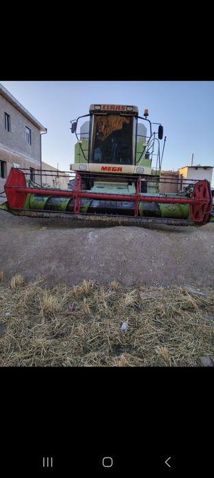 Class Mega 204 kombayn sotiladi