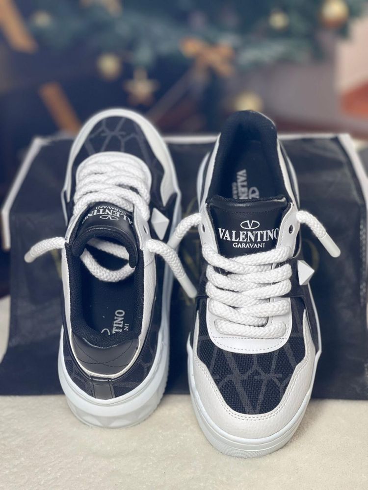 Sneakers Valentino