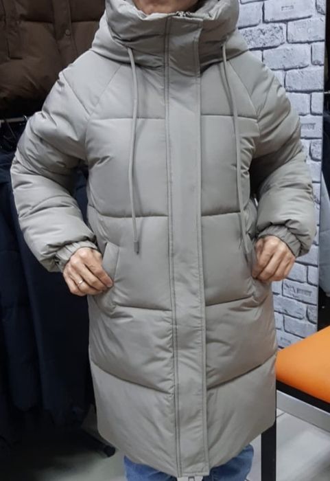 Продоется пуховик зимний