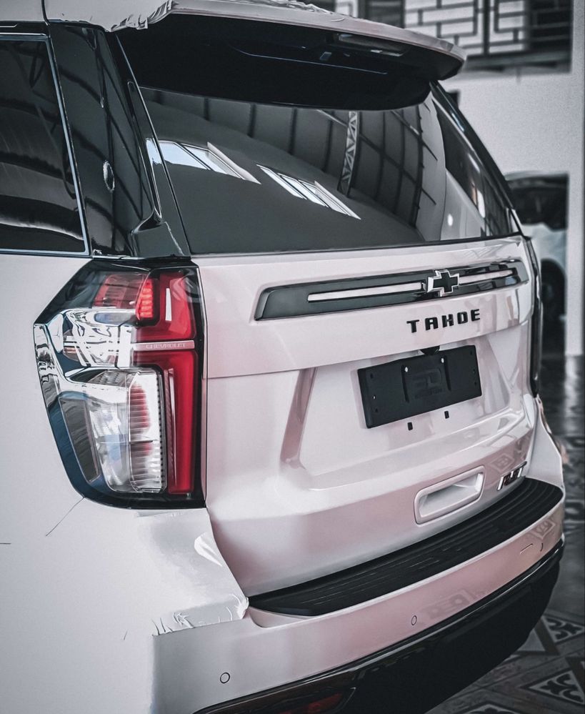 Chevrolet Tahoe 2