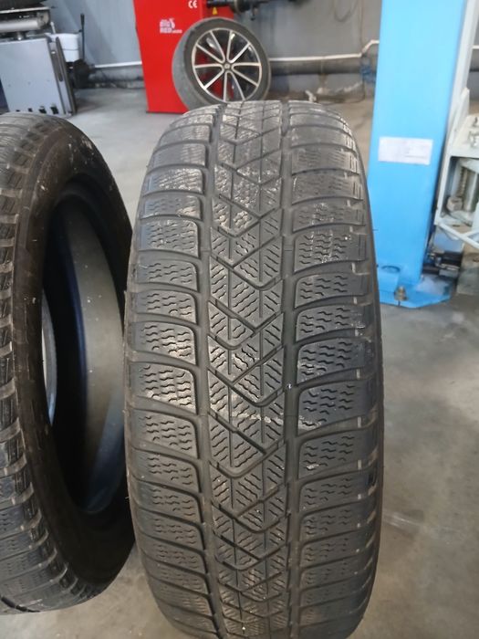 Anvelope iarna 205/55/17 și 225/50/18