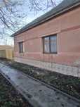 Casă de vânzare în Valcani