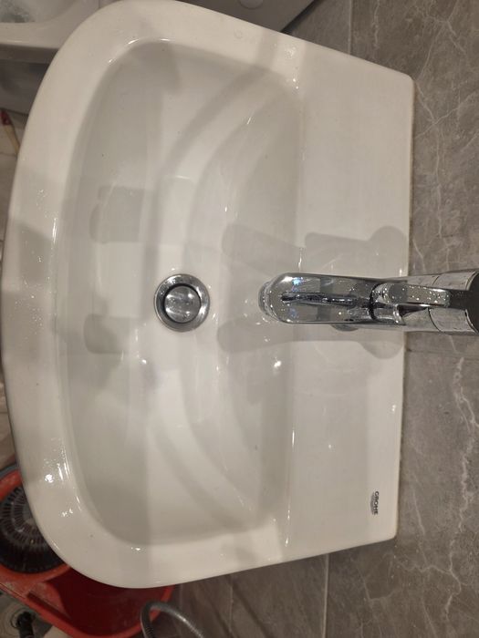 Мивка"GROHE" + Смесител "ROCA