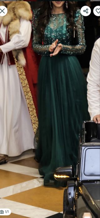 Платье изумрудное