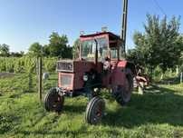 Vând tractor UTB 445