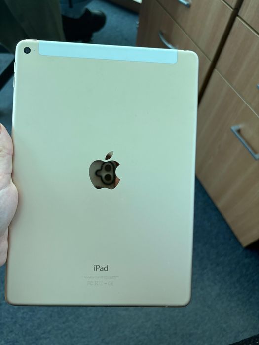 Apple Ipad Air 2th Gen 16GB Wifi+Cellular 4G Gold